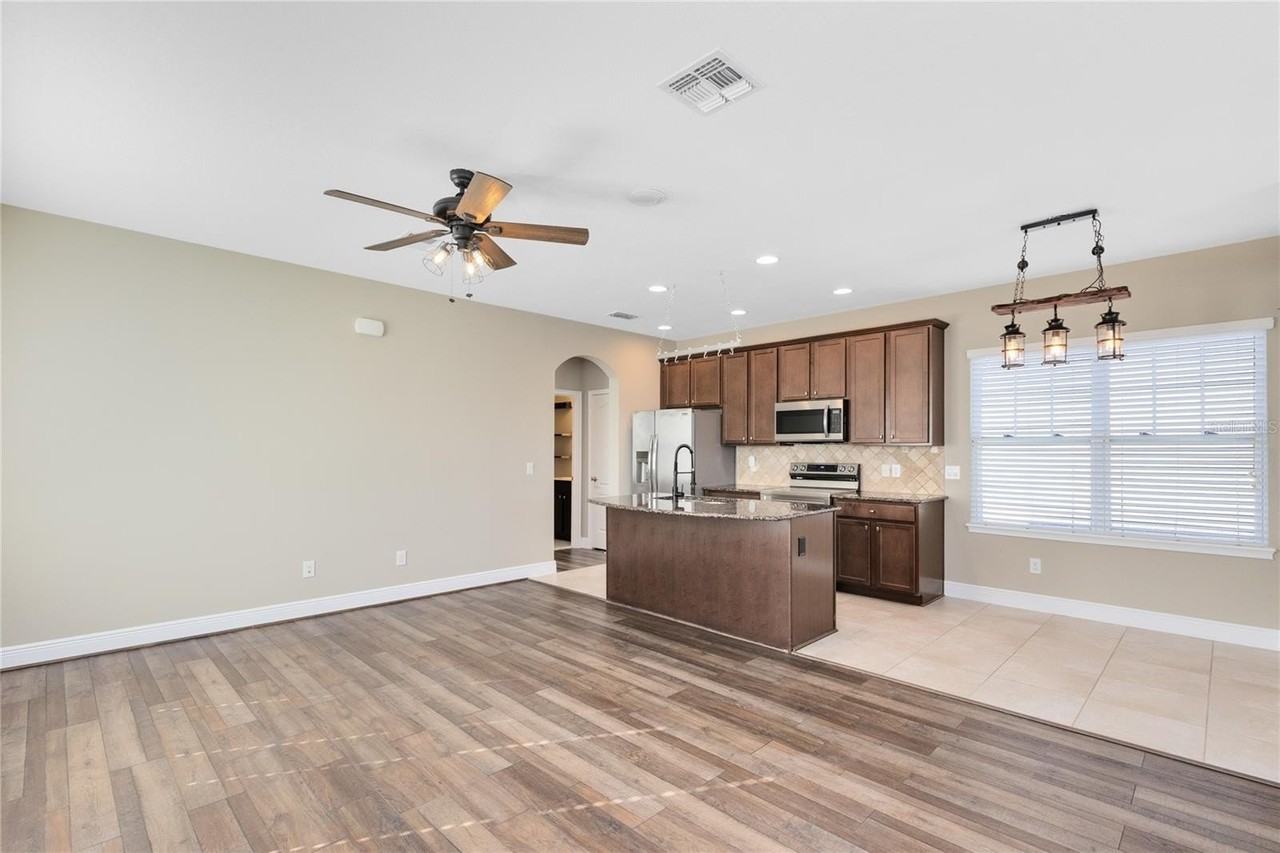 13787 Eliot Ave - Photo 3 of 24