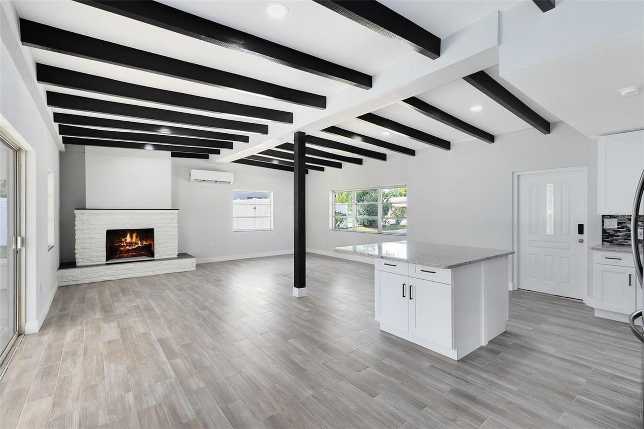 35614 Cedar Ln - Photo 7 of 50