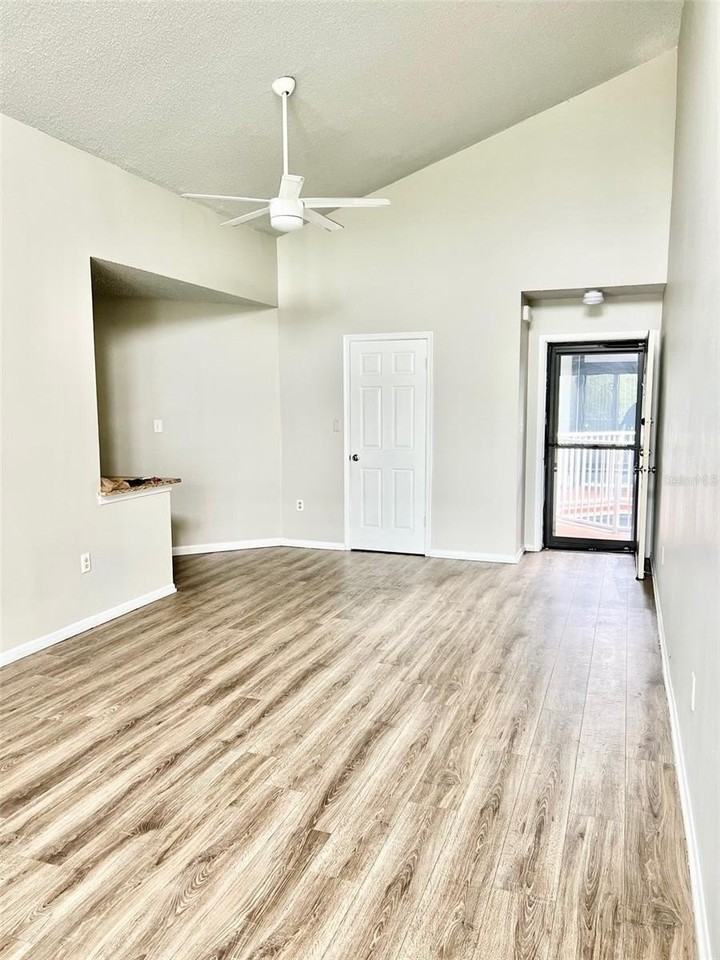 3704 Southpointe Dr #U2 - Photo 7 of 38