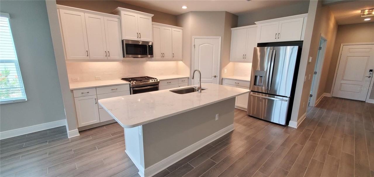 2626 Light Sky Ln - Photo 3 of 34