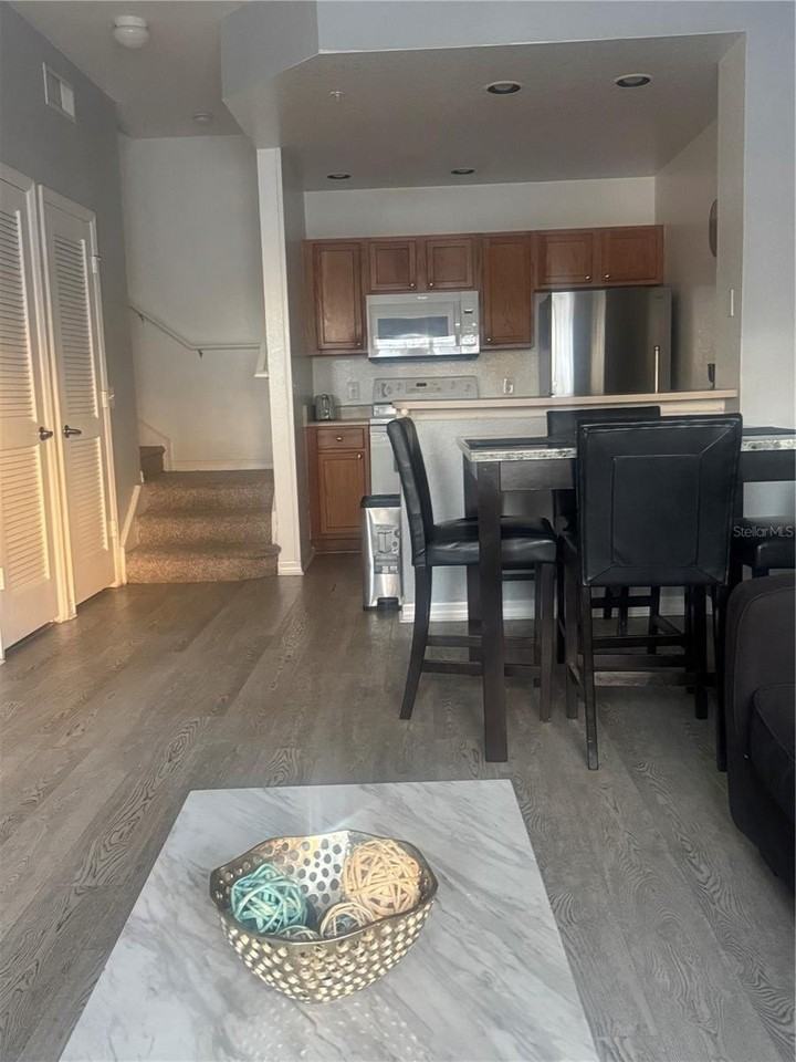 2219 San Vittorino Cir #104 - Photo 7 of 27