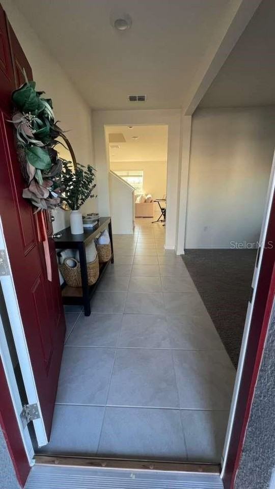 654 Park Place Blvd - Photo 2 of 31