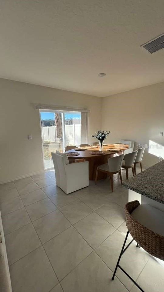 654 Park Place Blvd - Photo 7 of 31