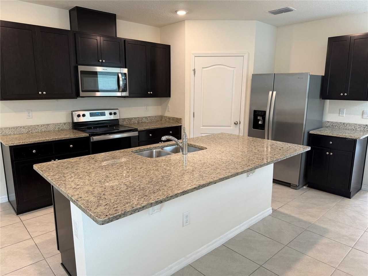 2626 Angel Falls Dr - Photo 4 of 36