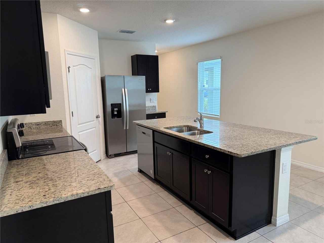 2626 Angel Falls Dr - Photo 5 of 36