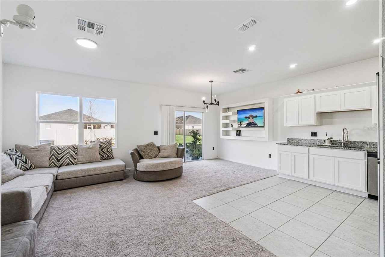 5931 Chestnut Grove Pl - Photo 3 of 20