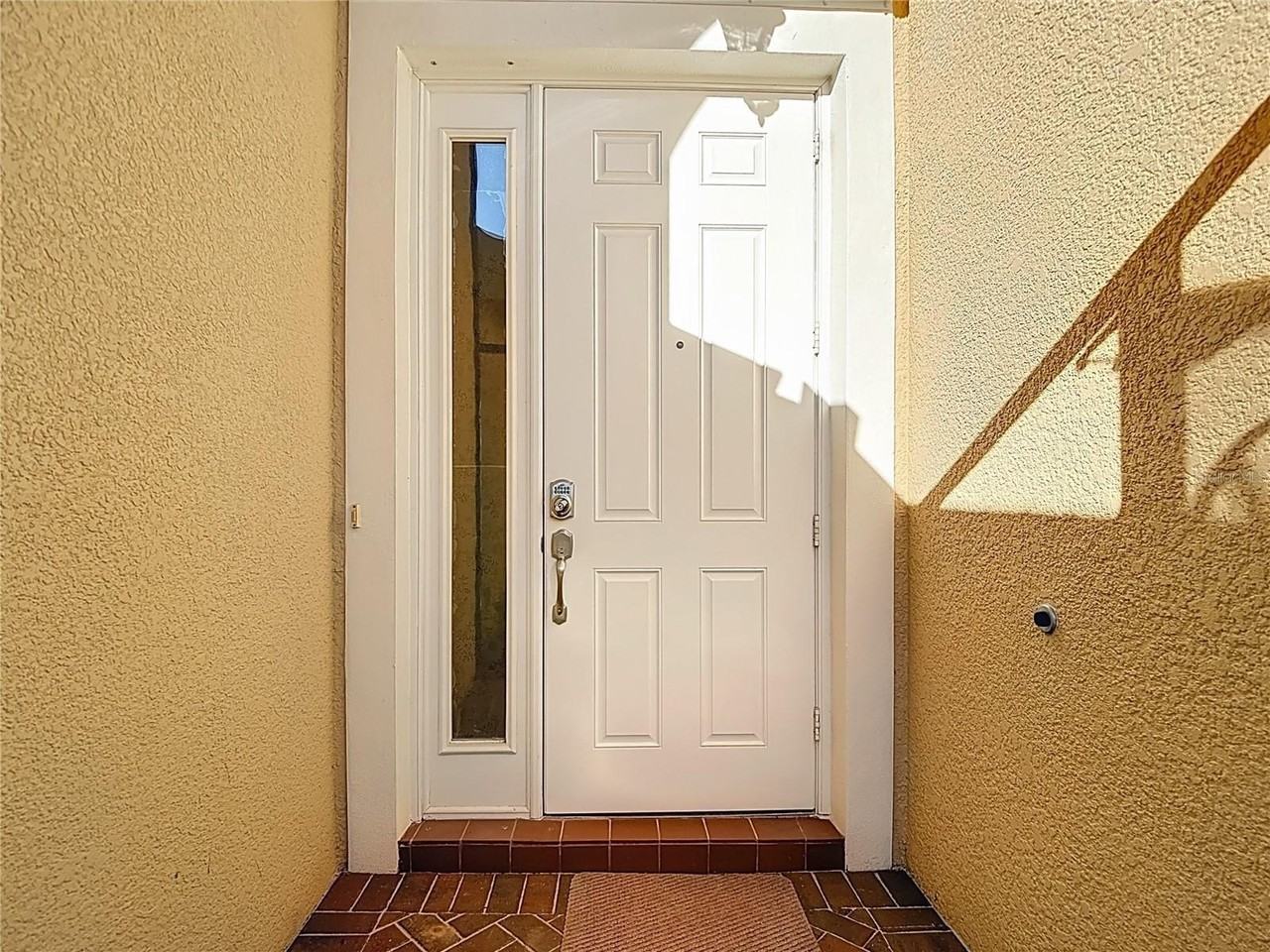 16121 Cape Coral Dr - Photo 3 of 50