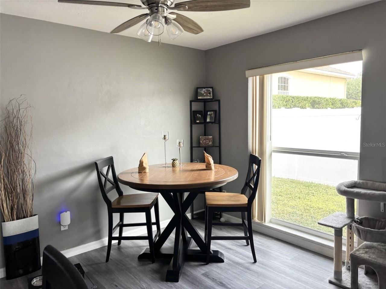 4940 Shell Stream Blvd - Photo 6 of 11