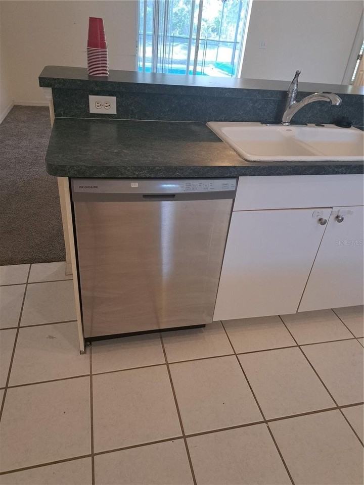 7122 87th Ln E - Photo 7 of 25