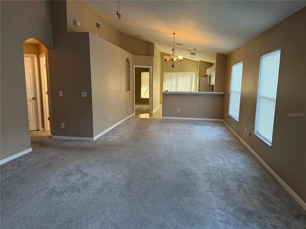 3407 Summer Bay Way - Photo 2 of 8