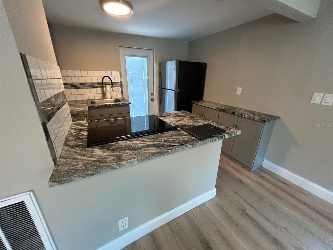 626 29th Ave S - Photo 2 of 12