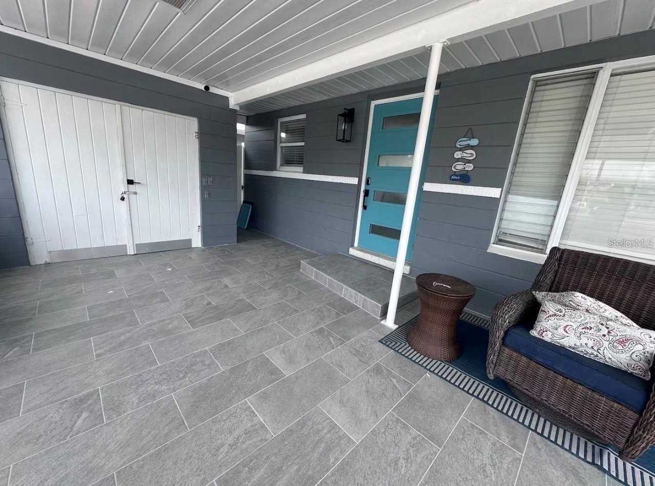 1473 Durling Dr S - Photo 3 of 26