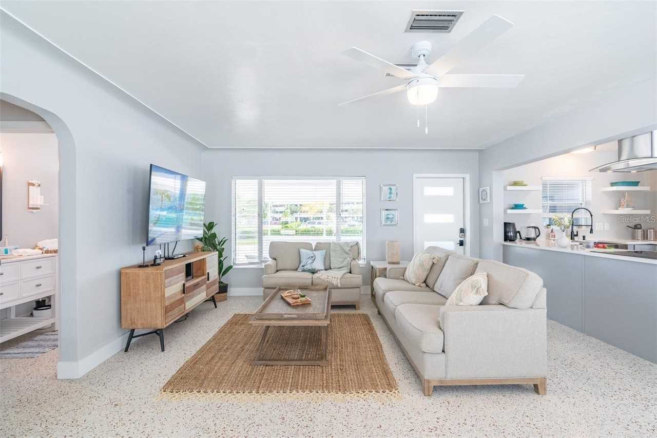 1473 Durling Dr S - Photo 7 of 26