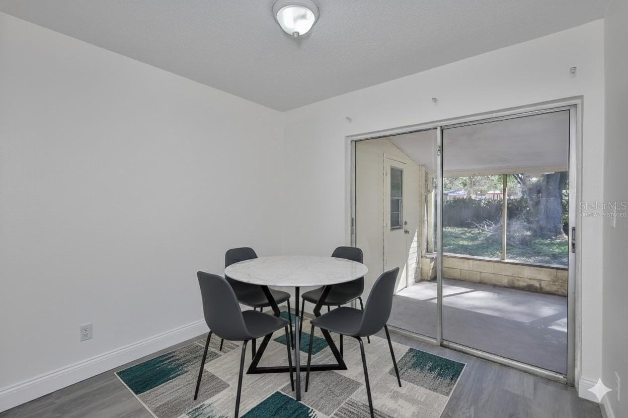 11507 Valencia Dr #A - Photo 7 of 33