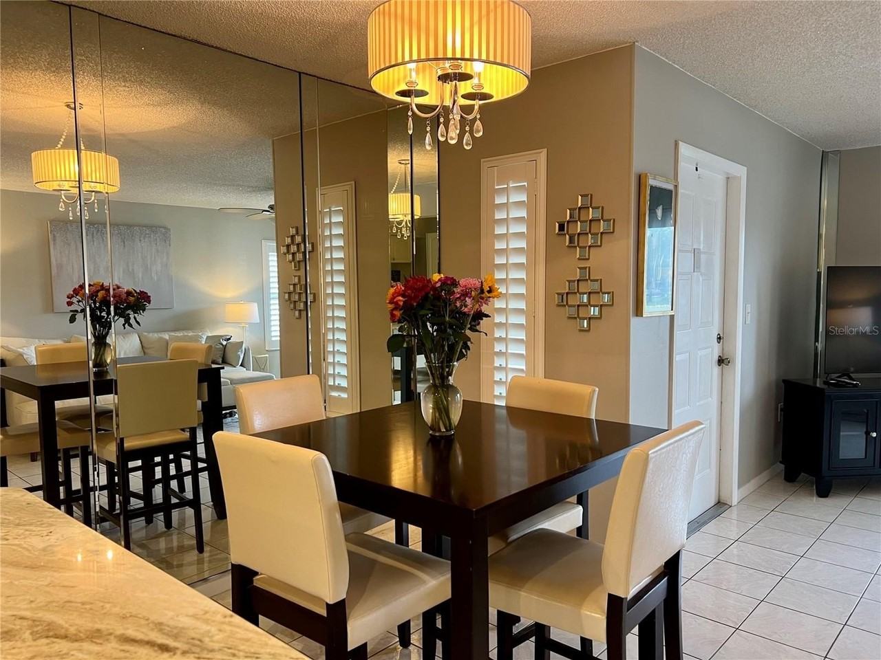 1151 Pine Ridge Cir W #G2 - Photo 7 of 24