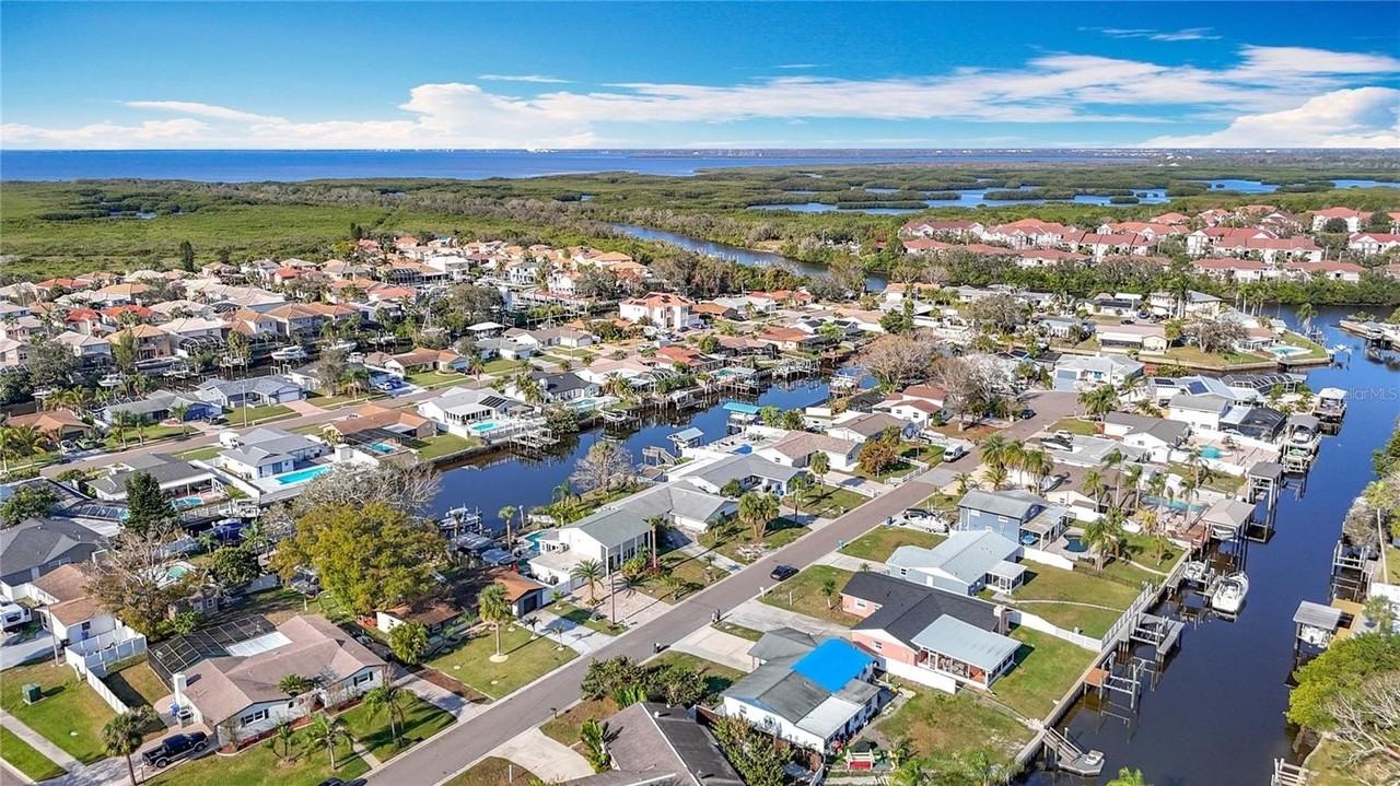 10704 Donbrese Ave - Photo 3 of 38