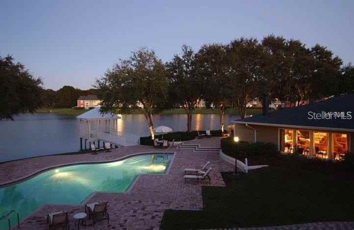 803 Lake Haven Sq #202 - Photo 4 of 17