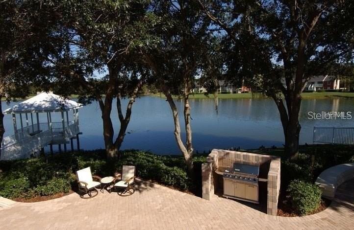 803 Lake Haven Sq #202 - Photo 5 of 17