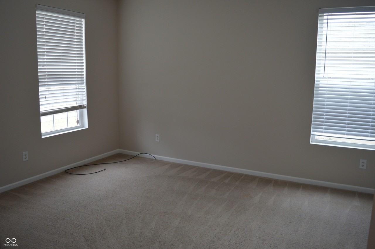 11330 Candice Dr - Photo 2 of 37