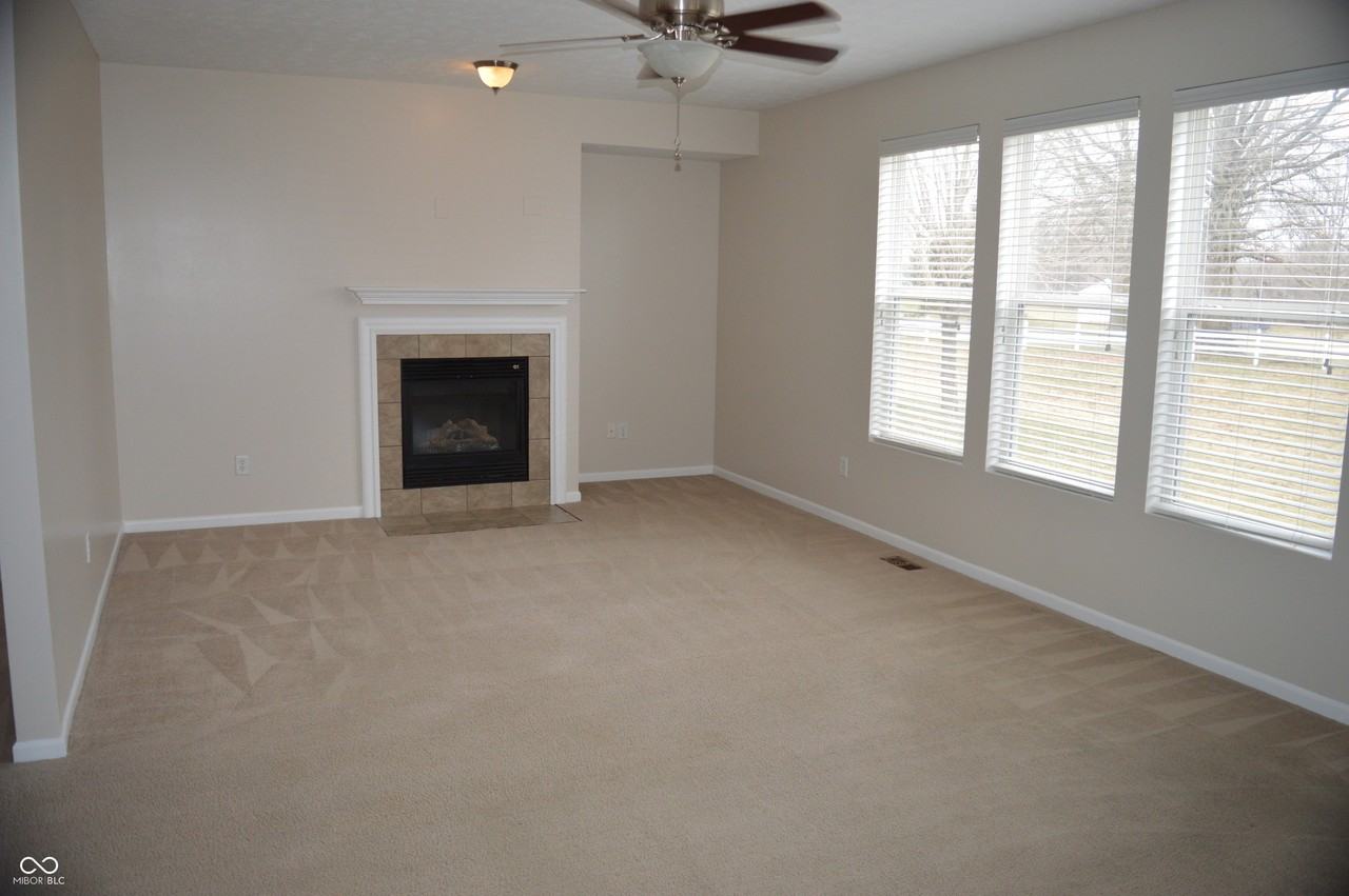 11330 Candice Dr - Photo 7 of 37