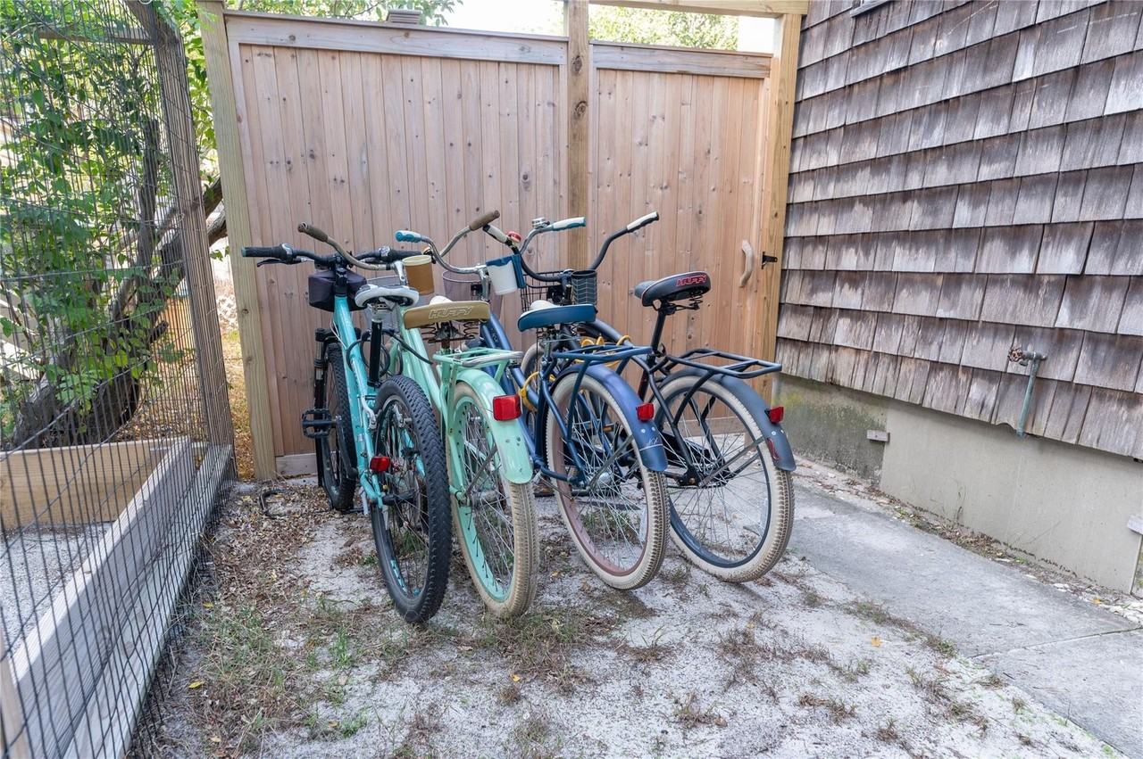 760 Surf Rd - Photo 5 of 16