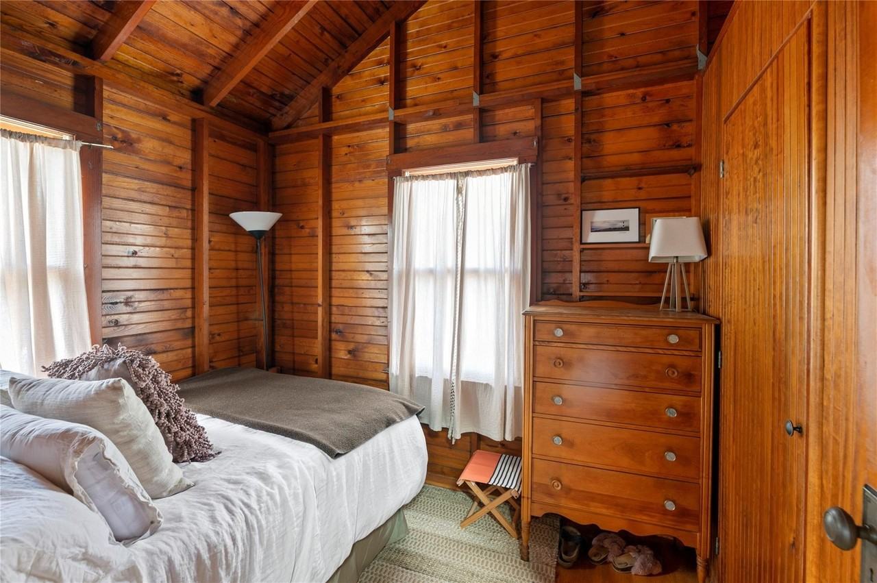 760 Surf Rd - Photo 7 of 16