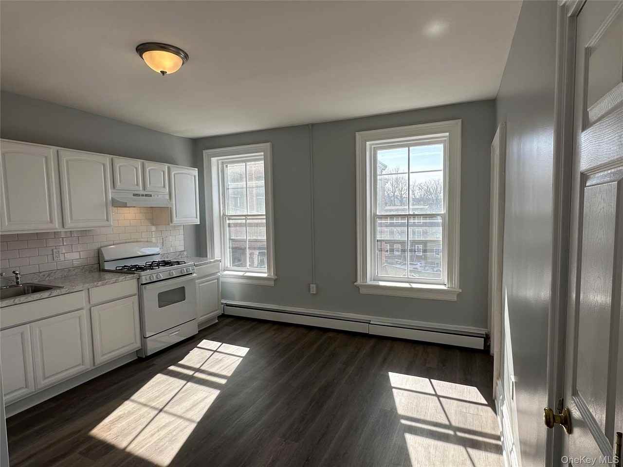 87 Broadway Apt 2 #2 - Photo 5 of 37