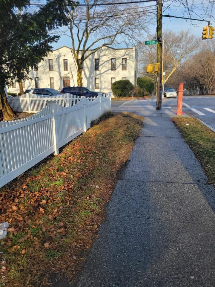 871 Throggs Neck Expy 1st Fl #1stFL - Photo 2 of 19