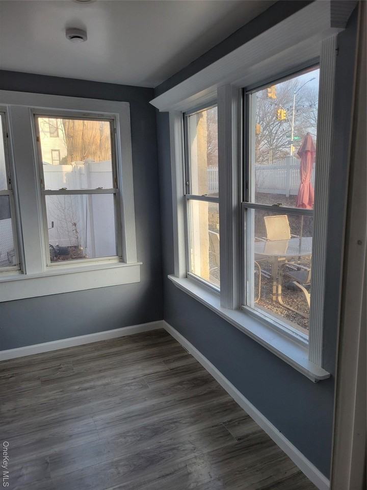 871 Throggs Neck Expy 1st Fl #1stFL - Photo 4 of 19