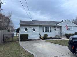 featured image of 1239 August Rd