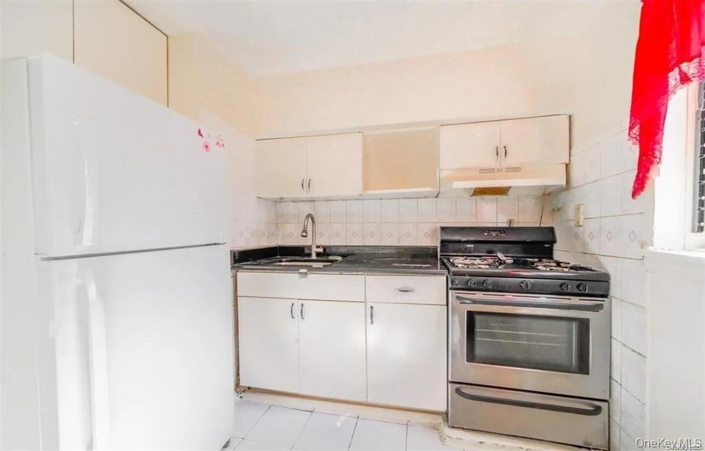 10042 Francis Lewis Blvd 1st Fl #1stFL - Photo 6 of 9