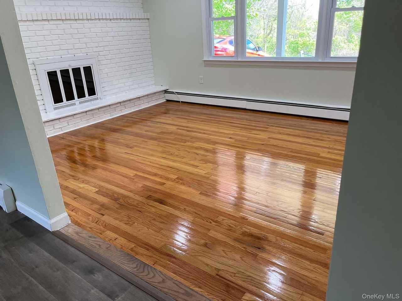 37 Williams Ave - Photo 3 of 8