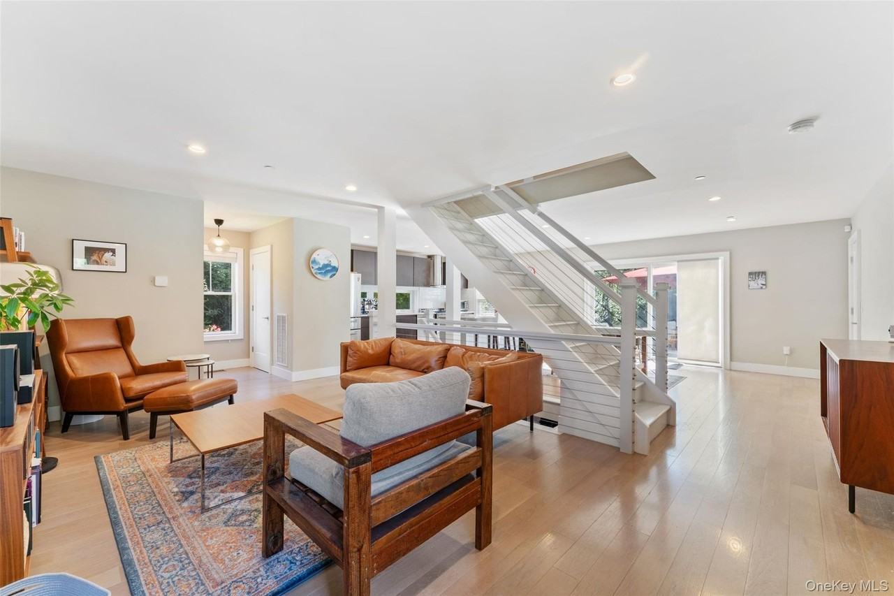 22 E Clinton Ave - Photo 6 of 21