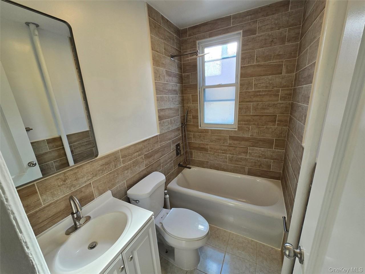 3264 45th St - Photo 5 of 6