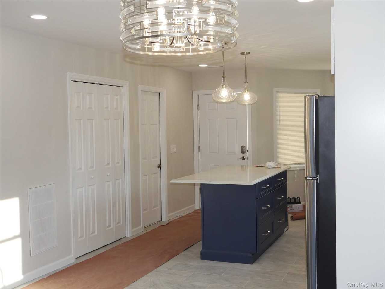 18 Deer Crossing Dr - Photo 3 of 28