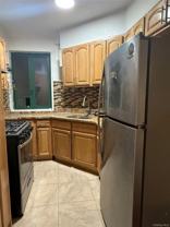 2240 E Tremont Ave Apt 4b #4B - Photo 1 of 1