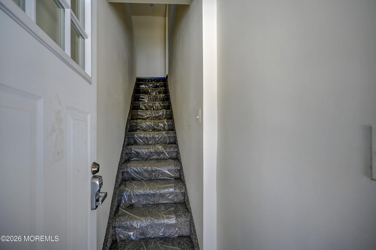 12 N Main St - Photo 4 of 42