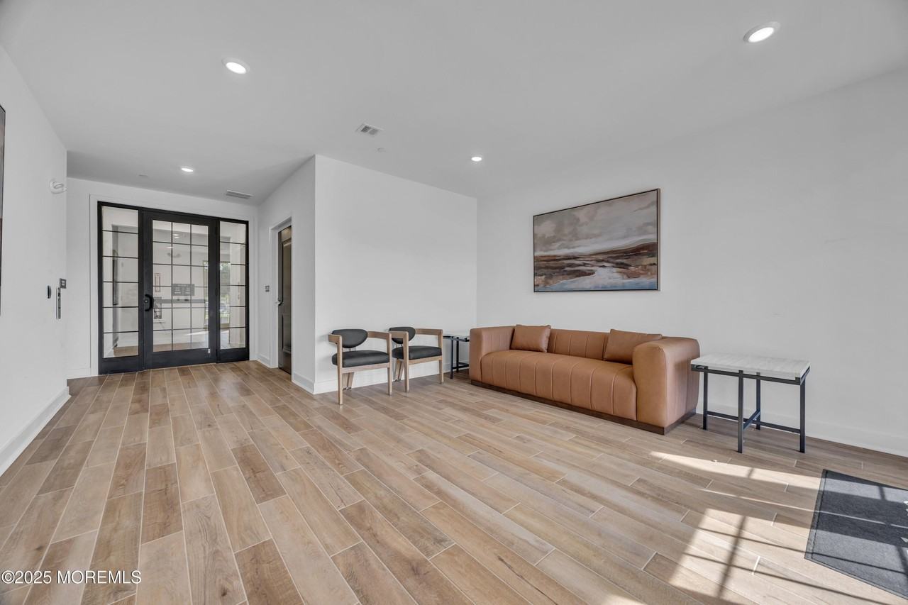 28211 Radford Ct Unit 28211 #28211 - Photo 7 of 29