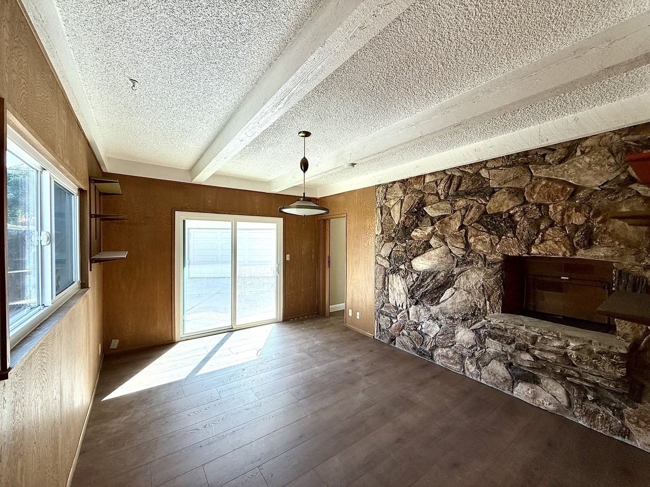 773 Bellarmine Dr - Photo 6 of 18