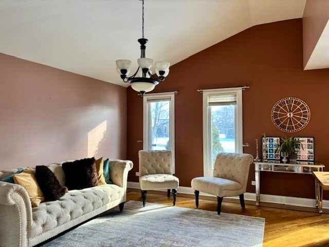 7642 W 92nd Pl - Photo 3 of 11