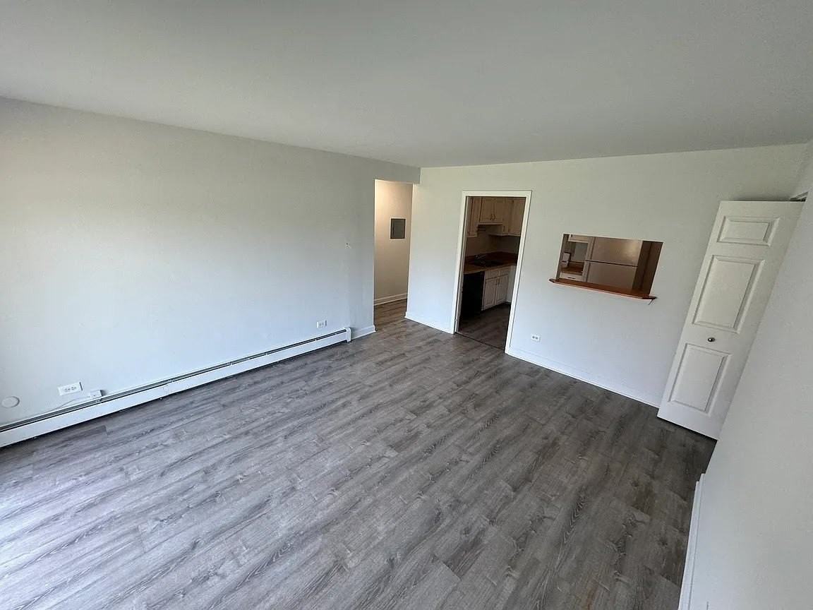 90 Olesen Dr Apt 101 #101 - Photo 2 of 8