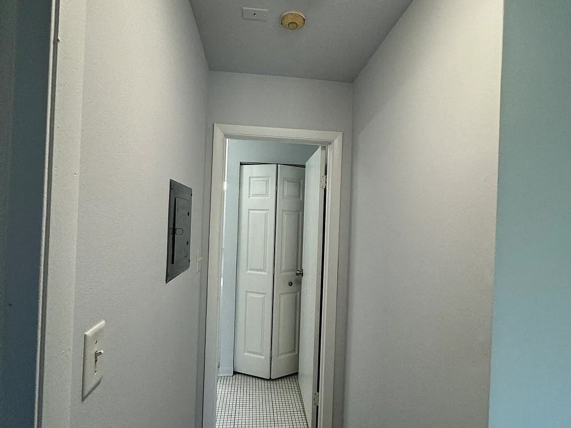 90 Olesen Dr Apt 101 #101 - Photo 6 of 8