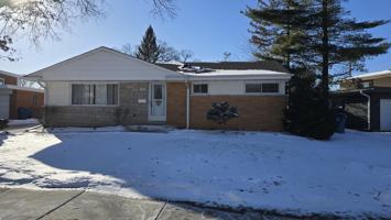 featured image of 454 E Park Ave