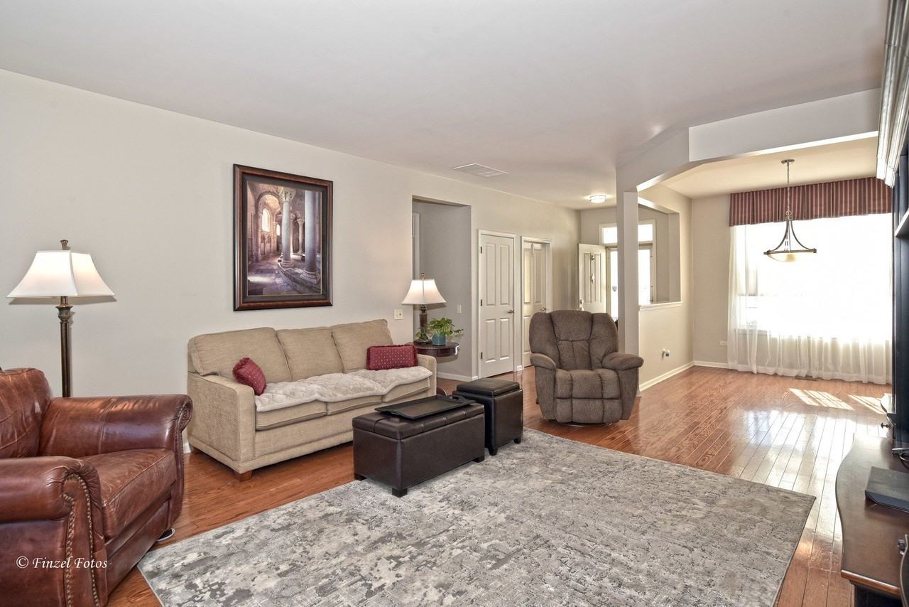 13060 Drendel Rd - Photo 3 of 13