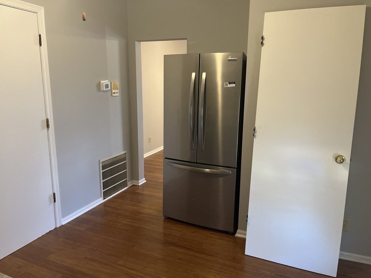 305 N View St Apt 2 #2 - Photo 6 of 9