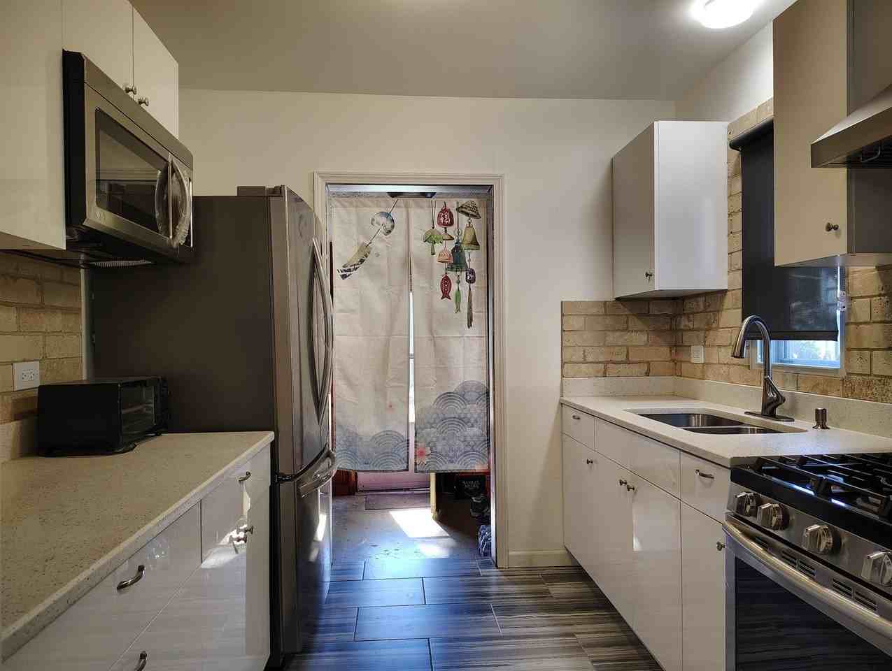 35W325 Lambert Ave - Photo 6 of 35