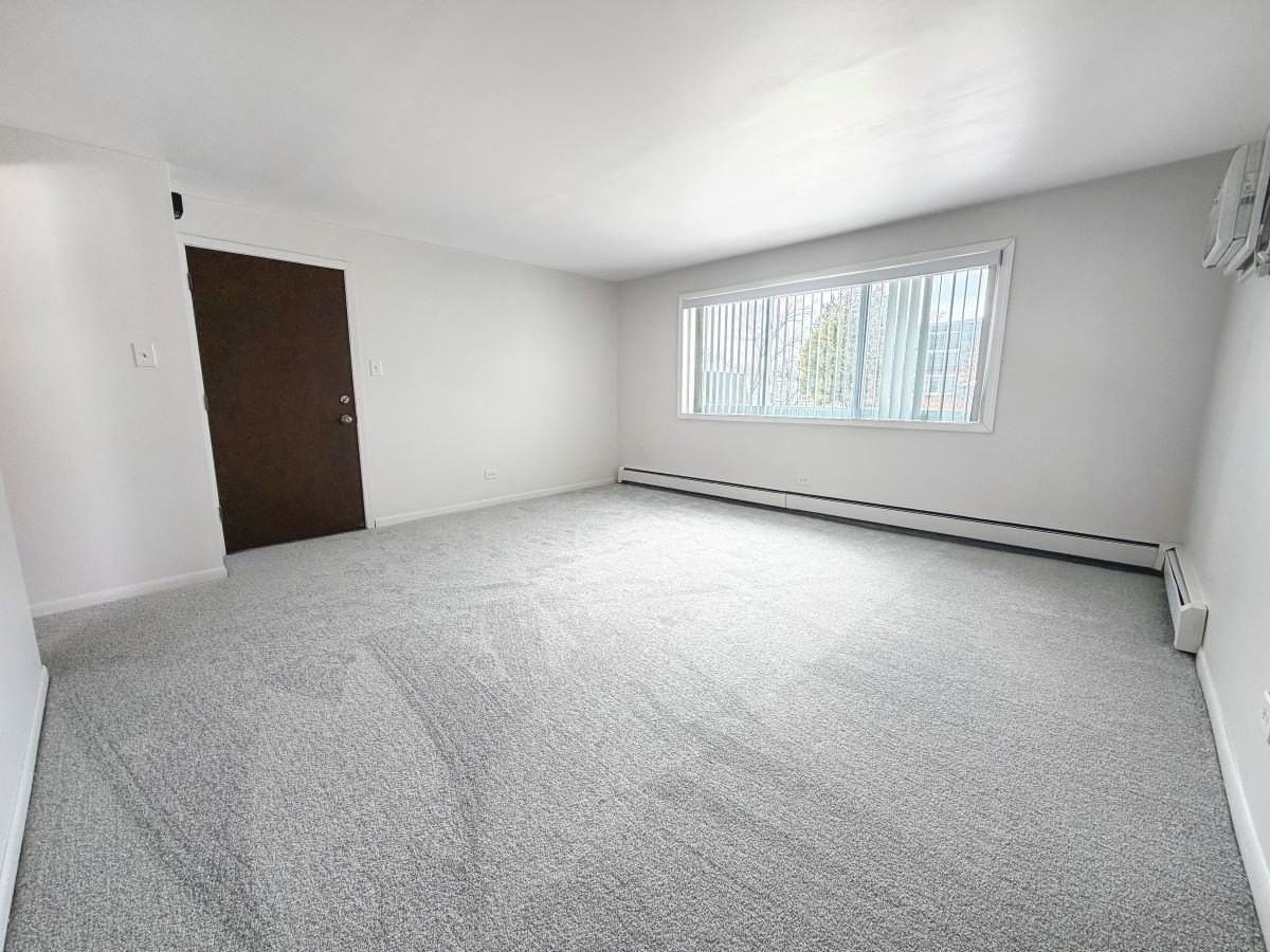 17812 Oak Park Ave Apt 2n #2N - Photo 4 of 17