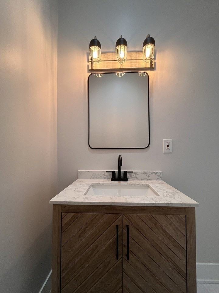 2731 N Campbell Ave Apt 1 #1 - Photo 7 of 16