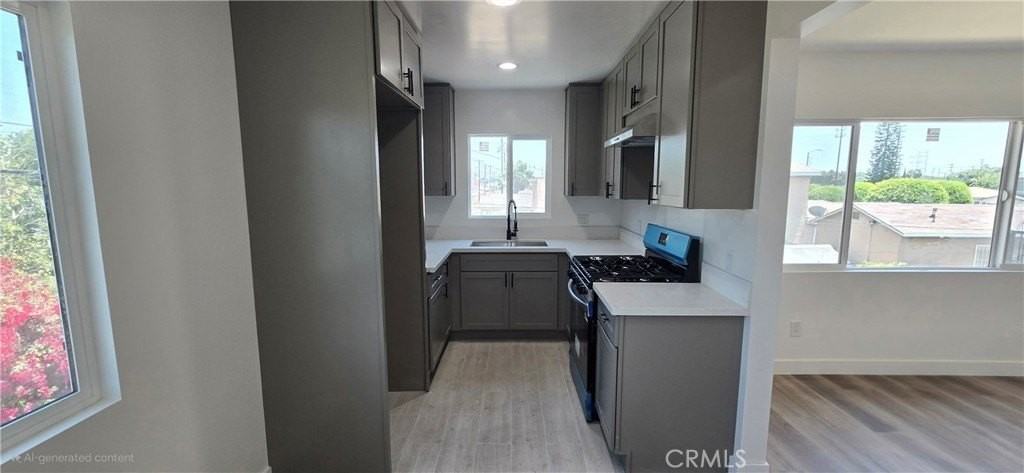 833 E 92nd St - Photo 2 of 21