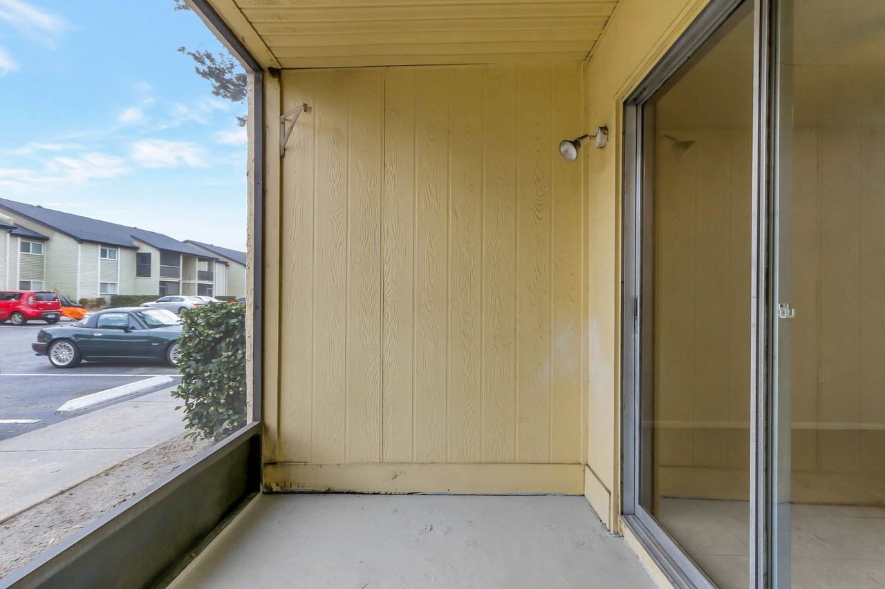 930 Lake Destiny Rd #A - Photo 4 of 15